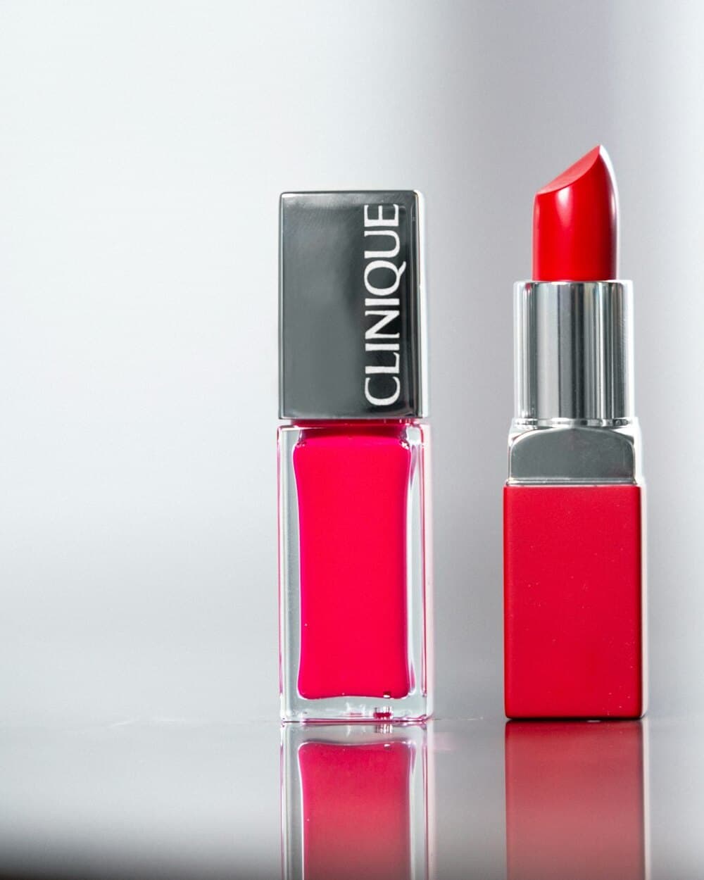 lip-gloss